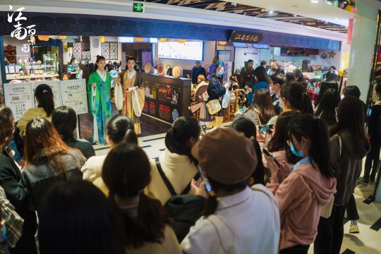 《江南百景图》主题店引爆初春热潮 精美食物、萌系周边应有尽有